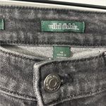 Wild Fable  Women's Super-High Rise Distressed Straight Leg Jeans Black 12. Photo 2