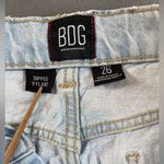 Urban Outfitters BDG  Dipped V Flare‎ Light Wash Size 26 Photo 3
