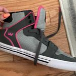 High top Supras Size 8.5 Photo 0