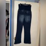 MATERNITY High Photo 1