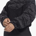 Reebok  Core 10 Oversized Sherpa Jacket Womens Large Black Cozy Outdoor Fall Photo 2