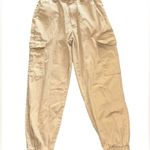 Tinseltown Cropped Cargo Jogger Style Pants Photo 4