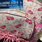 The Vintage Pink Cosmetic Bag Set Photo 3