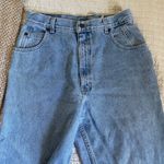 Vintage light wash high waisted Classic Blue Denim mom Jeans size 10 Photo 6