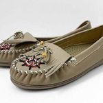 Mocassin Shoes Flats Beaded Fringe Leather 9M Size 9 Photo 0