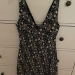 EXPRESS  World Brand black & white floral summer vacation beach dress, size 5 Photo 0