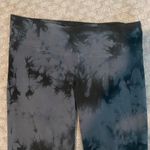 Calvin Klein NWOT Performance tie dye cropped leggings. Size M Photo 2