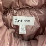 Calvin Klein Women’s Puffer Vest Size S Photo 3