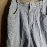 Lee high rise vintage mom shorts 16- medium Photo 5