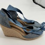 Old Navy Womens Sz 8 Blue Chambray Espadrille Wedge Heels Shoes Ribbon Ankle Tie Photo 2