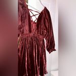 Free People NWOT  Daphne velvet mini dress in wine $128 MSRP  Photo 4