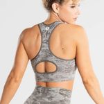 women's best Wear CAMO SEAMLESS SPORTS BRA Photo 1