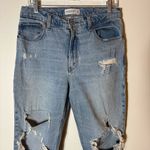 Abercrombie & Fitch  High Rise Mom Jeans‎ Distressed Light Wash Size 30 / 10R Photo 1
