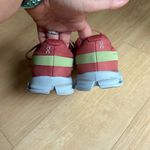 on cloud On Running Women's Athletic Shoes Photo 2