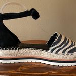 Vince Camuto Binadee Zebra Platform Espadrille Sandal Shoes Black Zip Ankle 7.5 Photo 3