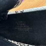 Vince Camuto  Jendaya2 Snake Animal‎ Print Slip On Loafer Ivory Black Size 9.5 Photo 10