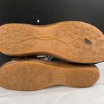 Keen  Women's Brown Leather Shoes/Sandals Size 8.5 SKU 5848 Photo 2