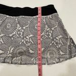 LululemonāPace Setter Skirt Gray Floral Print Size 4 Running Athletic Skort Photo 5