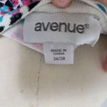 Avenue colorful geo print deep v cardigan size 26/28 Photo 5