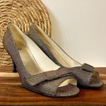 Stuart Weitzman Bronze Pyrite Nocturn Bowover Open Toe Pumps Size 8.5 Photo 1