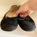 Taryn Rose  Women's Slip On Bow Flats Italy Black Ballerina size 36 5.5 suede Photo 3