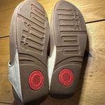 FitFlop  Women's Carmel Toe-Post Suede Dress Sandal 9 Photo 7