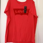 Levi's  | Perfect Red T-Shirt with Batwing Logo Photo 3