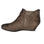 Marbella Women's Faux Suede Brown Wedge Ankle Boots Size 11 Boho Edgy Neutral Photo 3