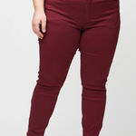 Elegant Maroon Skinny Jeans for Women Red Size undefined Photo 0