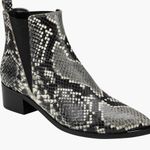 Marc Fisher Yale Chelsea Snake Animal Print Ankle Boots Size 5 Photo 1