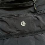 LULULEMON Women’s Size 6 Run PACE SETTER Sporty Skirt Skort BLACK Ruffle #92 Photo 4