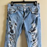 ZARA  WOMEN PREMIUM DENIM DISTRESSED ANKLE JEANS RIPPED‎ LIGHT WASH SIZE 4 Photo 2