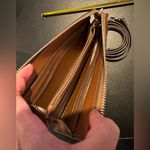 Kate Spade EUC!  wallet crossbody Photo 2