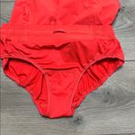 Lululemon  Hotty Hot Low Rise Running Shorts4" Carnation Red Size 8 Photo 4
