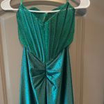 Emerald green prom dress Size 2 Photo 3
