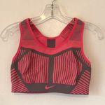 Nike  Sport Bra active wear women size Medium Photo 0
