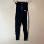 Adidas Mid Rise Standard Length 3 Stripe Leggings Sz XS Photo 1
