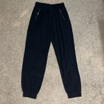 ADAY ‎ Hail Yes Joggers Pants Stretch High Rise Lightweight Black XS Extra Small Photo 3