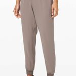 Lululemon On The Fly Jogger Photo 0