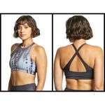 Onzie ππ Tie Dye Heart Sports Bra M/L NWT Photo 1