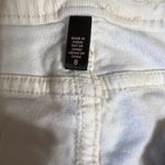 Victoria's Secret  size 8 white pants Photo 7