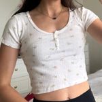 Brandy Melville , white crop T-shirt with flowers Photo 0