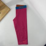 Nike  PRO Women Medium Pink Capri‎ Leggings Gym Workout Performance Viz Photo 3