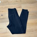 Girlfriend Collective XS leggings with pockets - black, 7/8 ankle. Photo 3