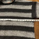 Eastern Mountain Sports  Women’s 100% Wool Gray Striped  Sweater Size Medium Photo 3
