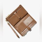 Michael Kors 🆕NWT Jet Set Double-Zip Wristlet Photo 3