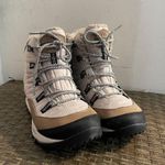 Merrell Womens  Antora winter boots 8 Photo 0