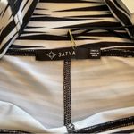 Satva NWT  Cassie Capri In Arrow Print Photo 7