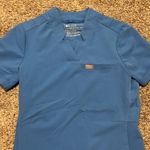 FIGS Siaya Capri Blue V Neck Scrub Top XXS Photo 3