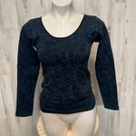 Blue And Black Top Photo 0